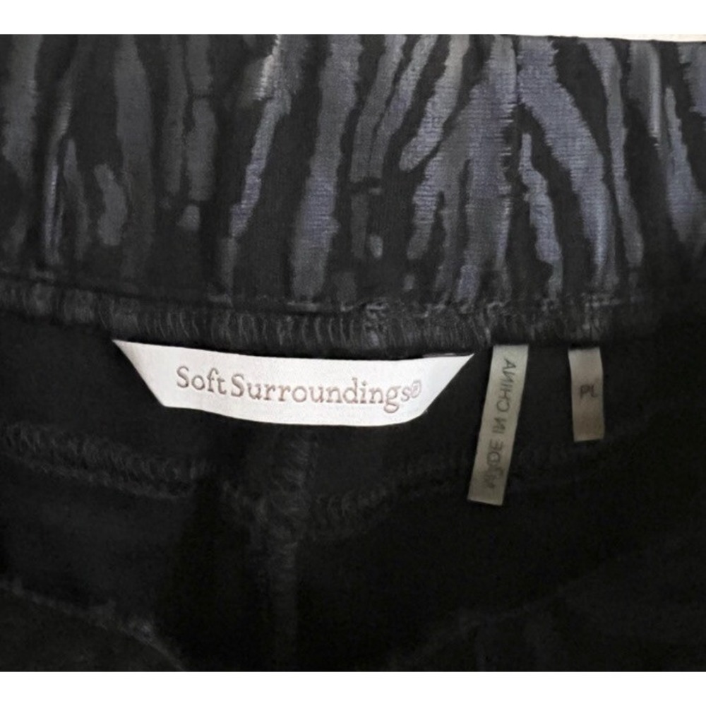 Soft Surroundings  Pull-On Zebra Print Straight Leg Cropped Pants Large Petite - Picture 3 of 3